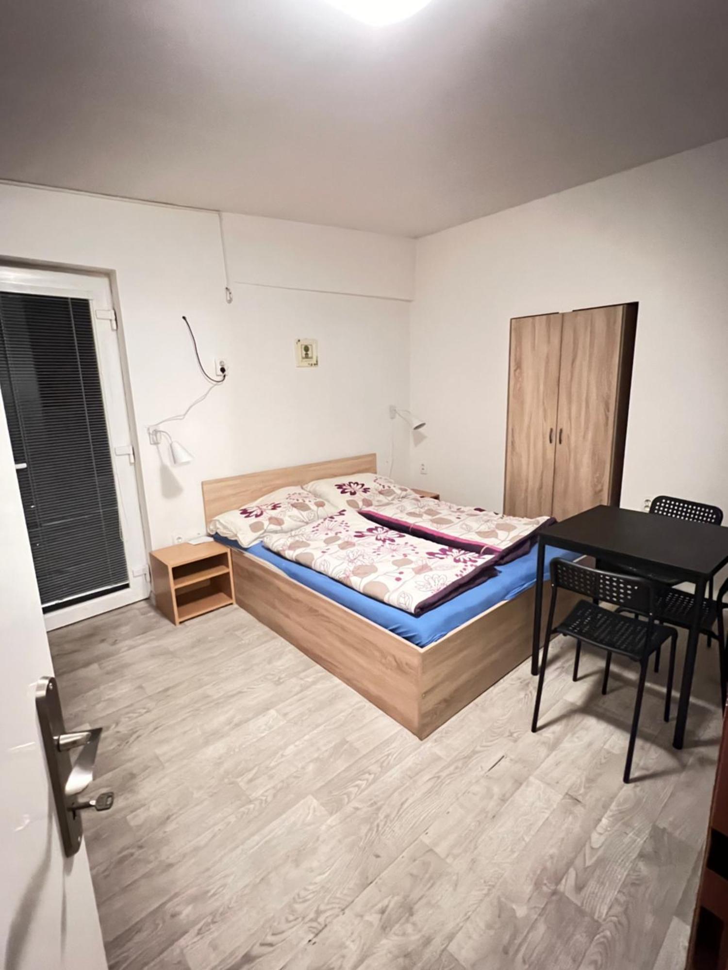 Ubytovani Sykora Apartments Velky Meder Luaran gambar