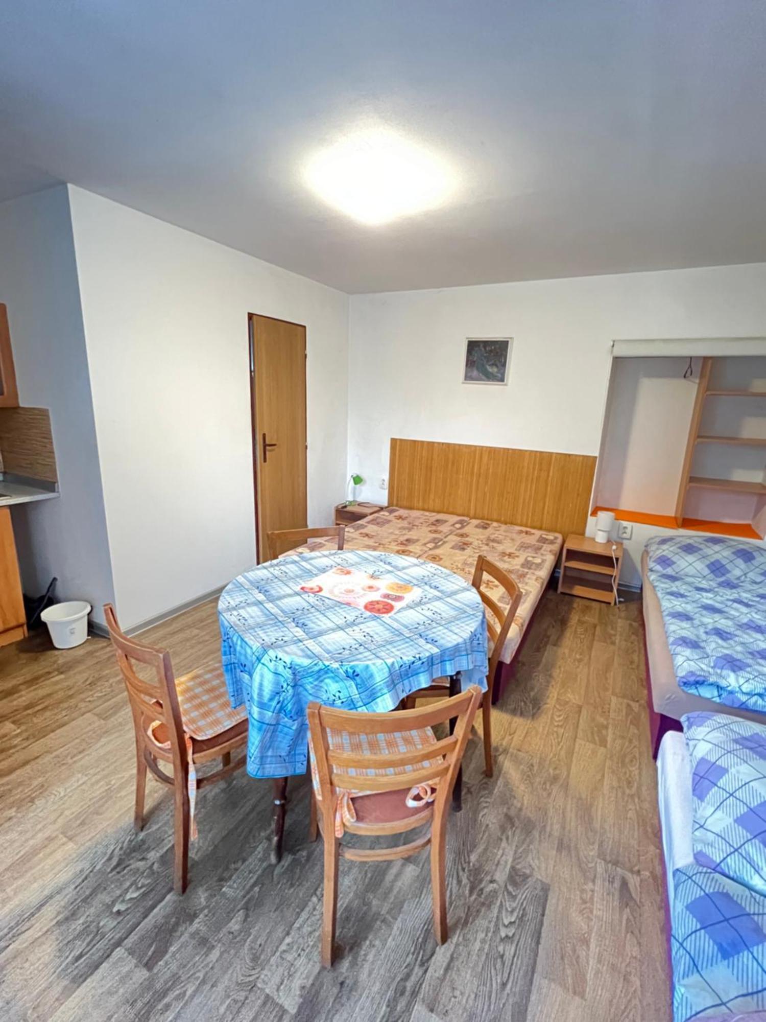 Ubytovani Sykora Apartments Velky Meder Luaran gambar