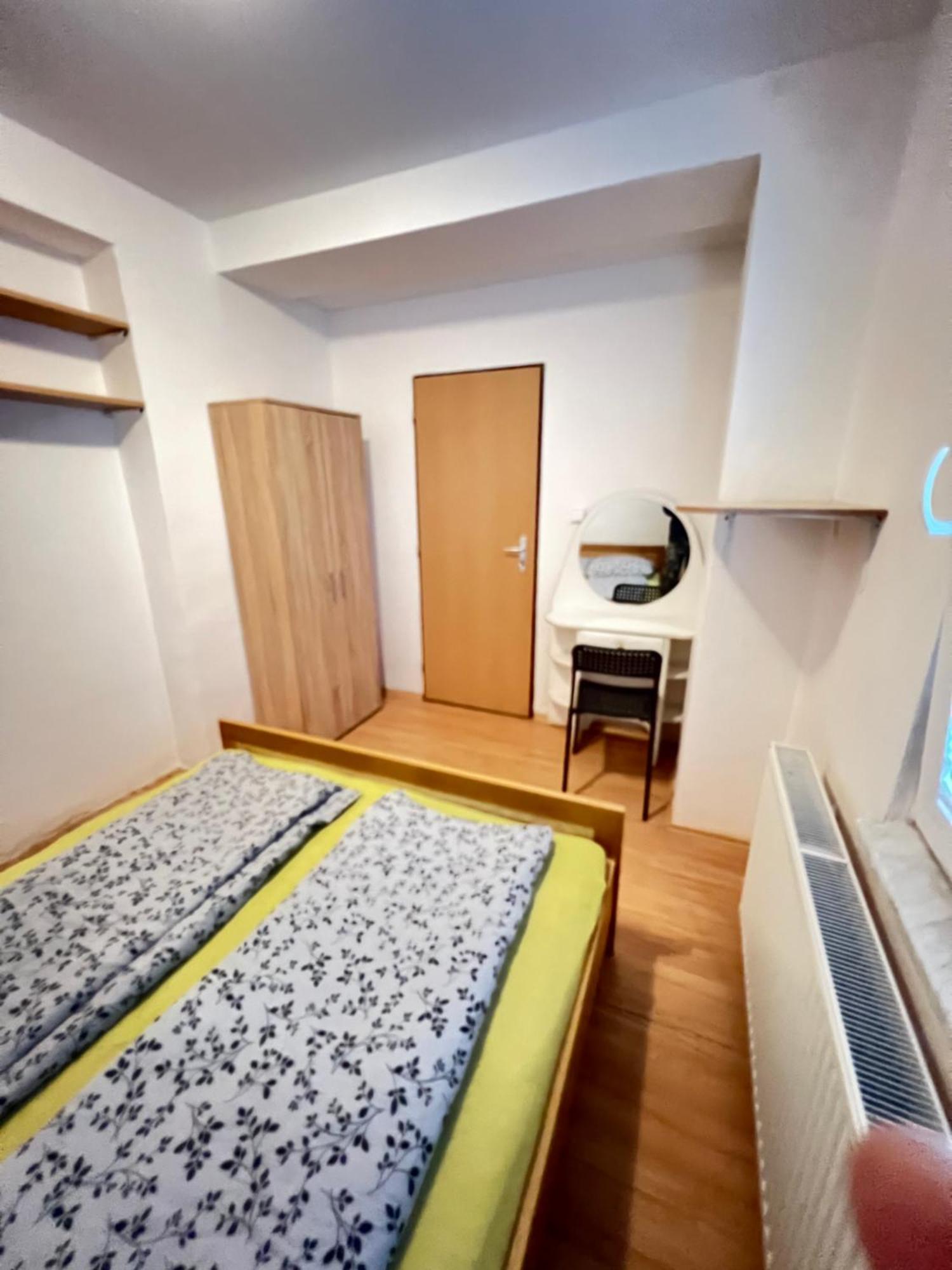 Ubytovani Sykora Apartments Velky Meder Luaran gambar