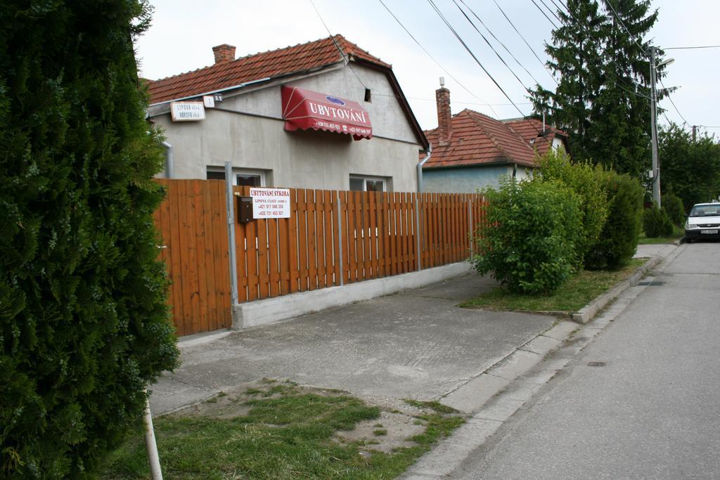 Ubytovani Sykora Apartments Velky Meder Luaran gambar