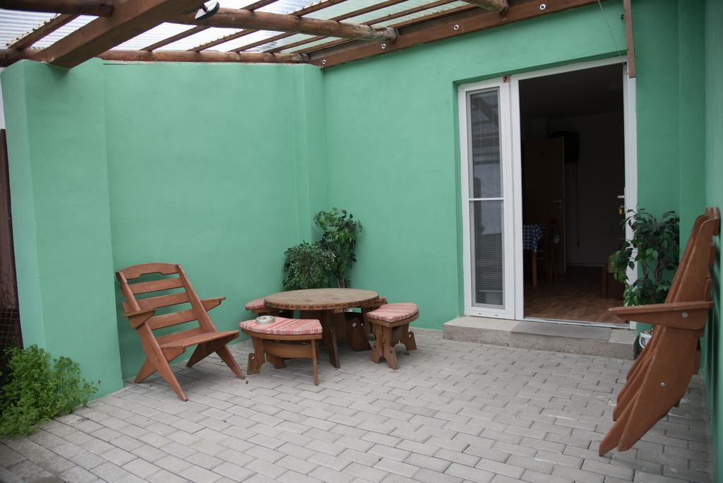 Ubytovani Sykora Apartments Velky Meder Luaran gambar