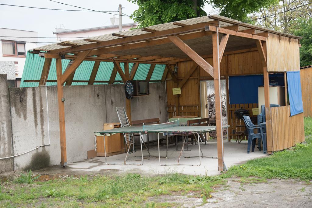 Ubytovani Sykora Apartments Velky Meder Luaran gambar